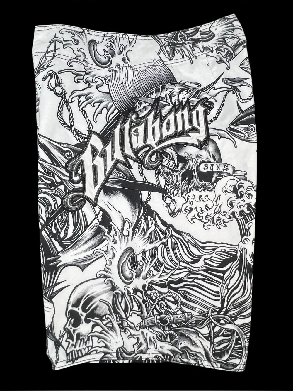 Vintage Billabong Board Shorts Mens 36 White Skull Tattoo Nautical Y2K Swim